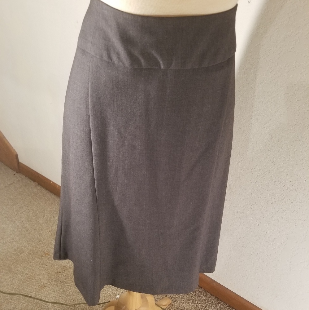 Gray dress skirt size 14 from dress barn